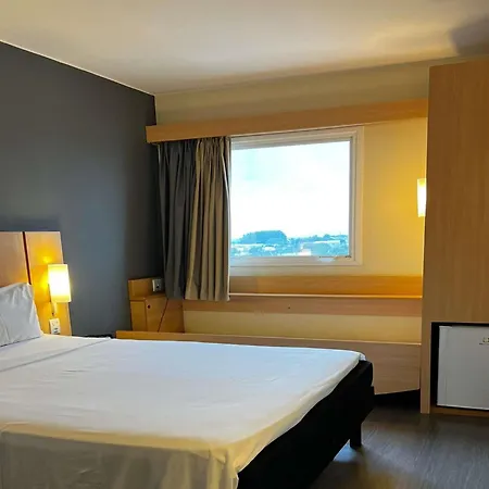 Ibis Catalao-3
